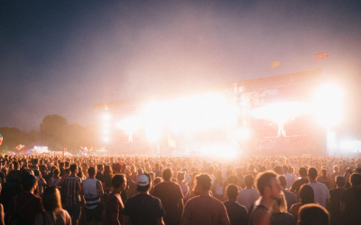 Les tendances mode 2025 révolutionnent style et conscience éthique